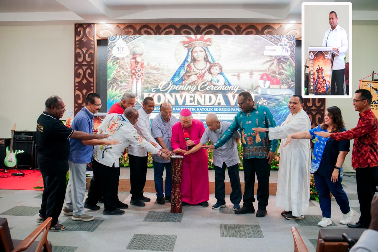 Gubernur Apolo Hadiri Opening Ceremony Konvenda VIII PKK Se-Regio Papua