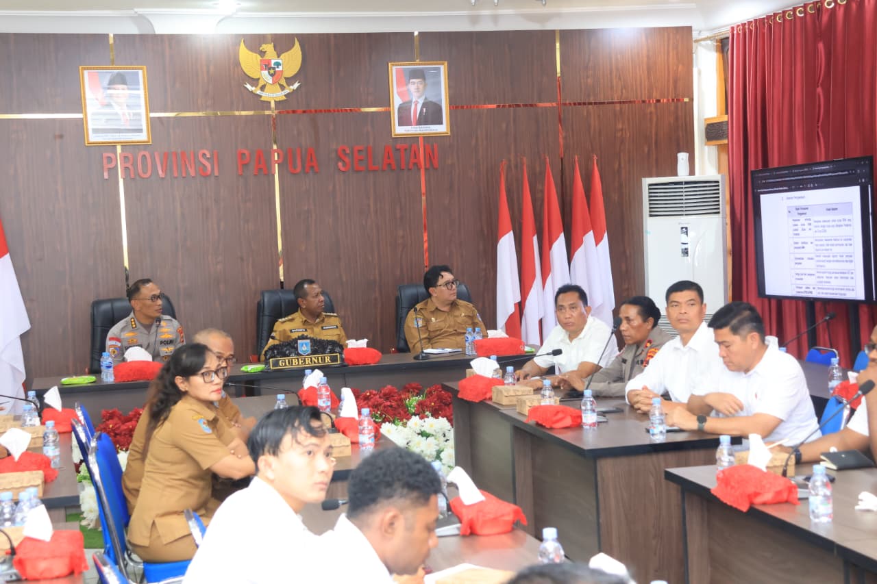 Gubernur Apolo Minta Irwasda Polda Papua Perketat Pengawasan Perizinan di Papua Selatan - Gambar 3