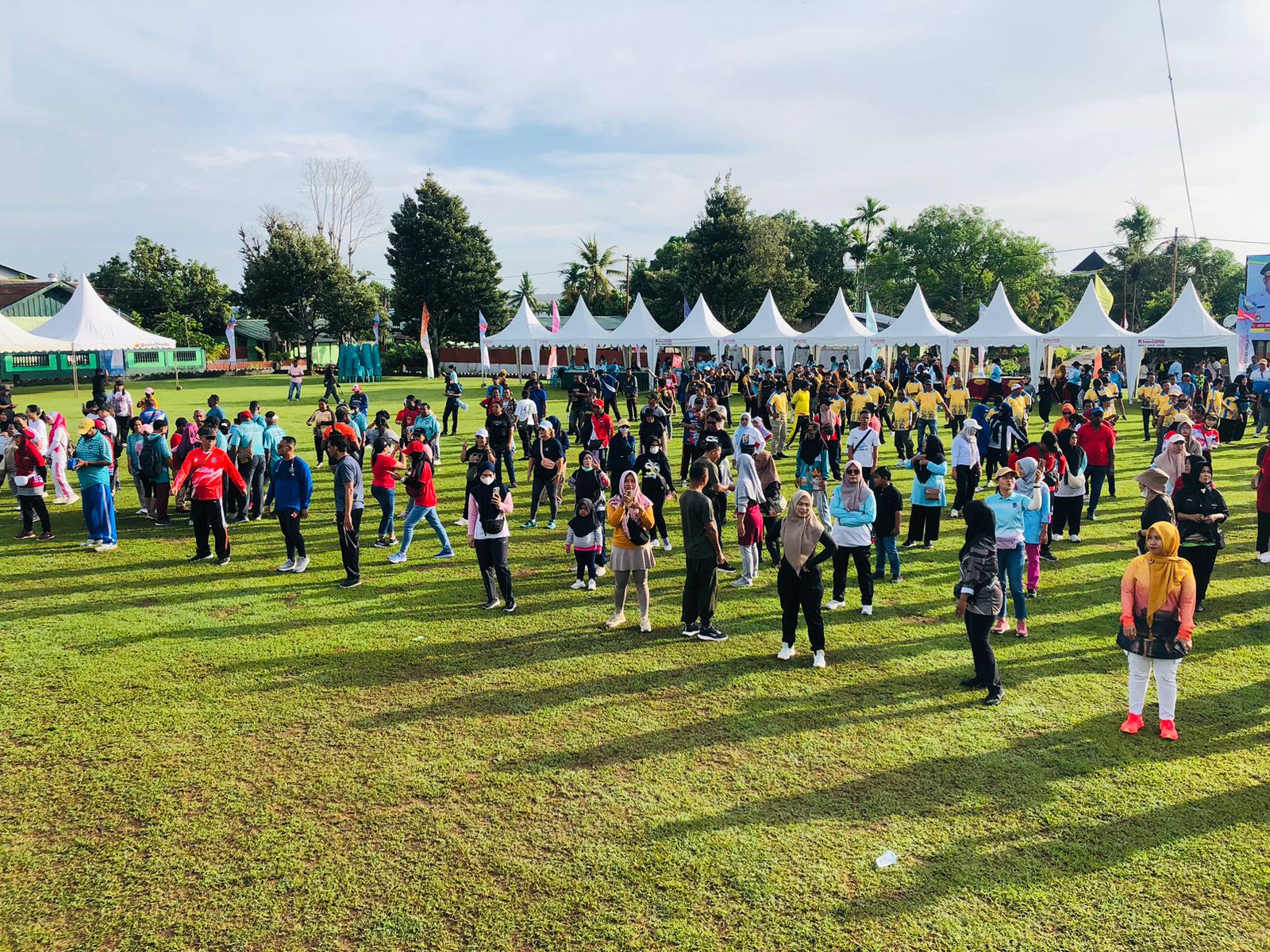 Sambut HUT ke-3 Papua Selatan: Jalan Santai, Senam Bersama, dan Pemeriksaan Kesehatan Gratis - Gambar 2