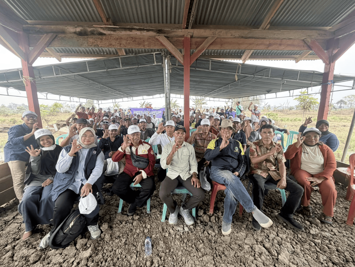 Sekolah Lapang Penangkaran Benih Padi IPB 9G dan 15S Perkuat Kapasitas Petani di Tanah Miring - Gambar 1
